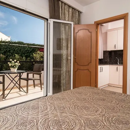Paradisos View Luxury
